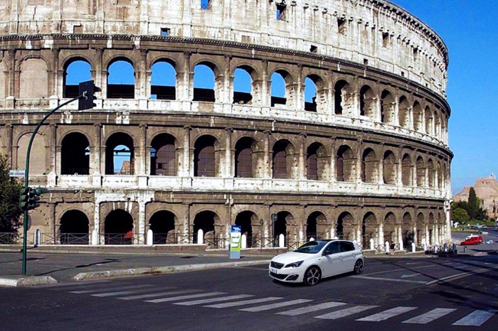 Viaggio a Roma con il bassotto e la Peugeot 308 GT