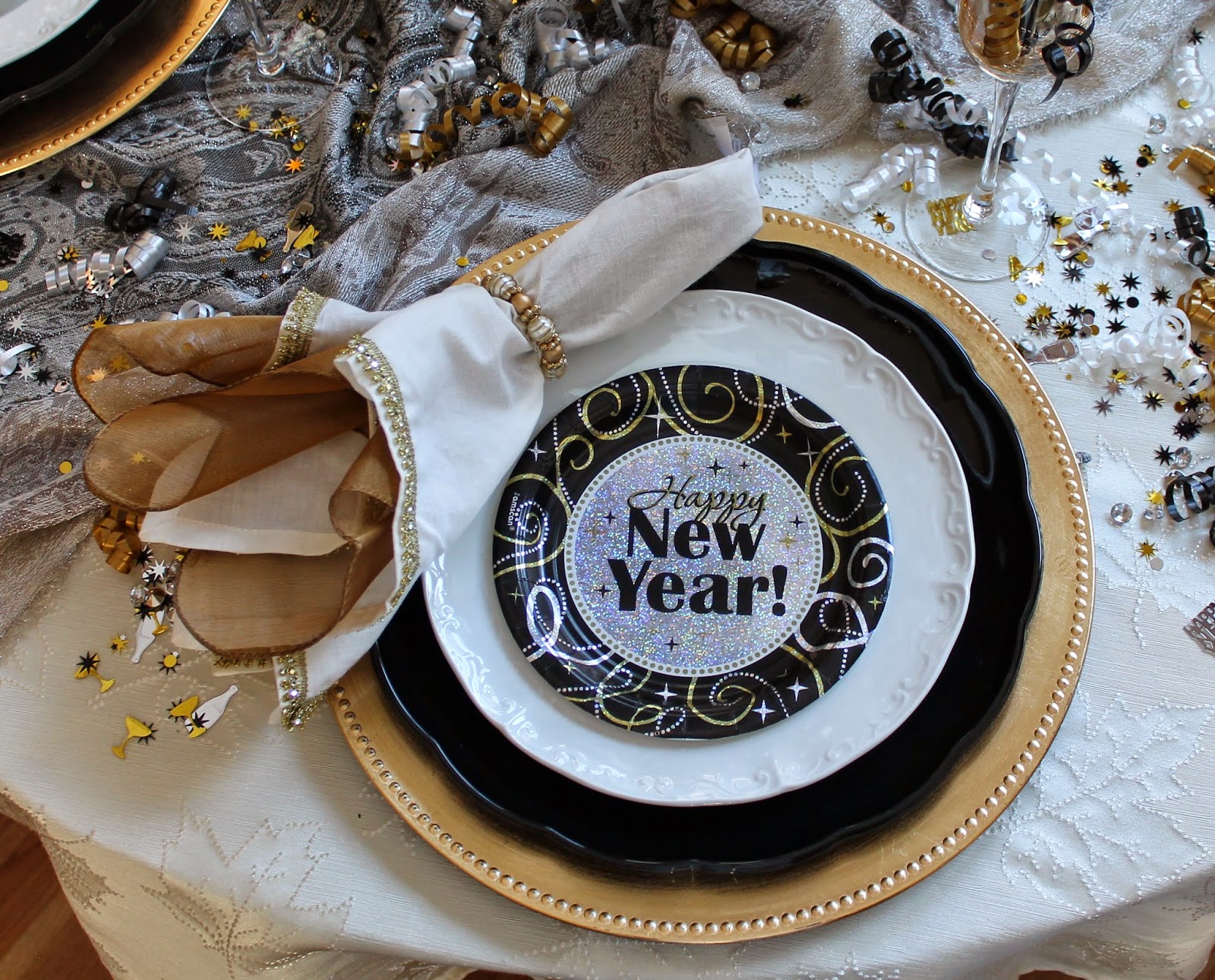 Quale arredamento per Capodanno preferisci?