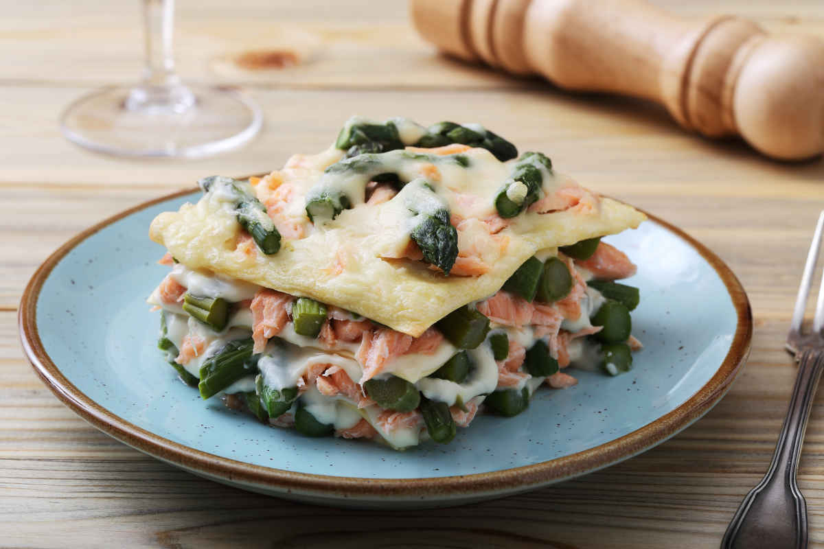 Lasagne di asparagi e salmone