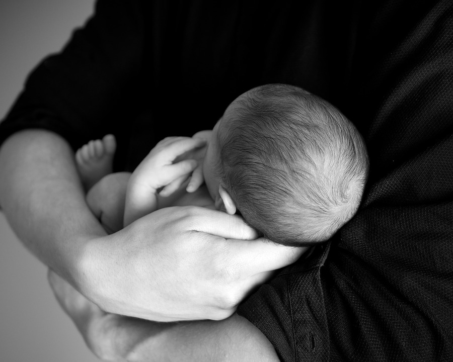 Gastroenterite nei bambini: sintomi, durata, cura e cosa mangiare