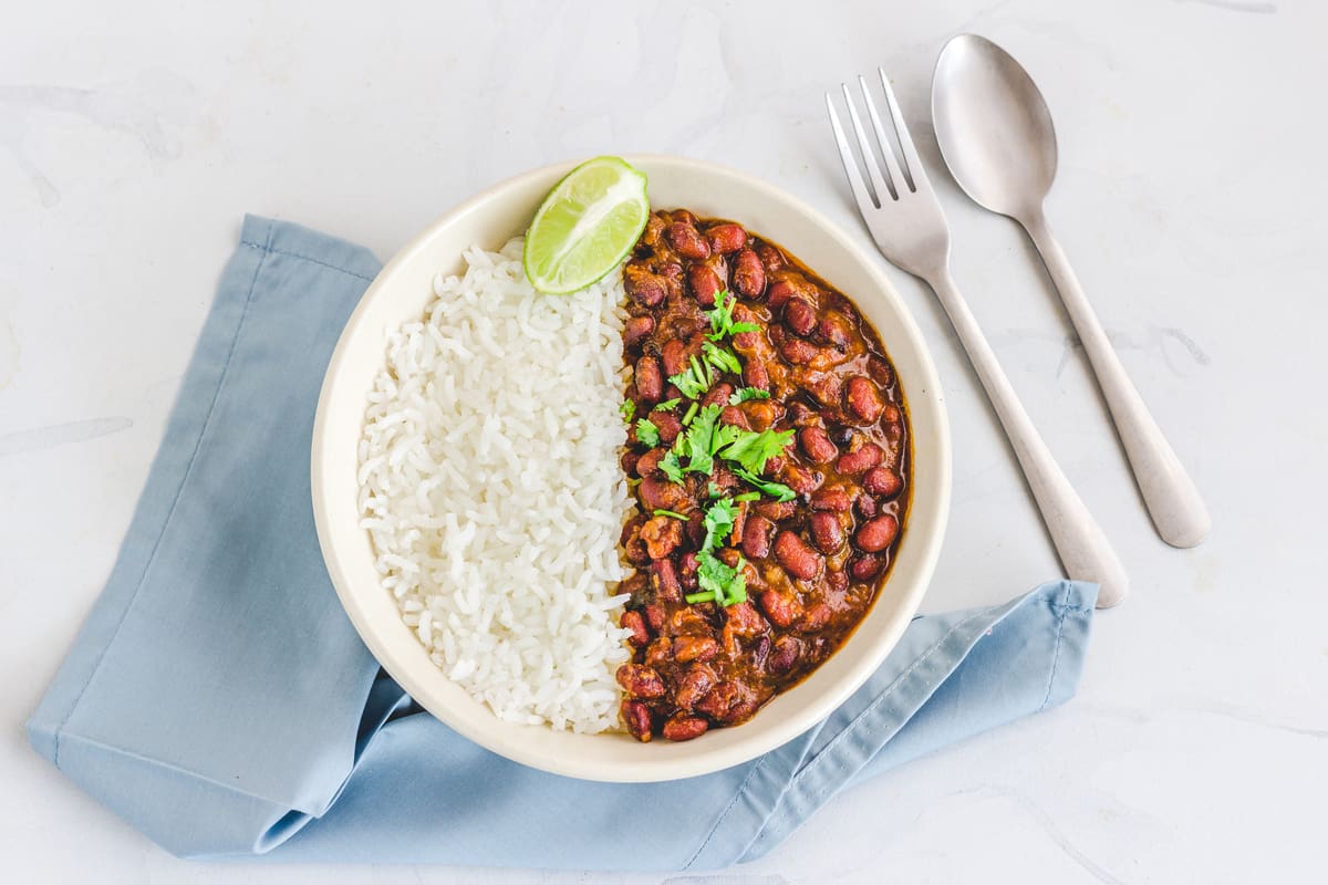 primo piatto vegano riso con fagioli