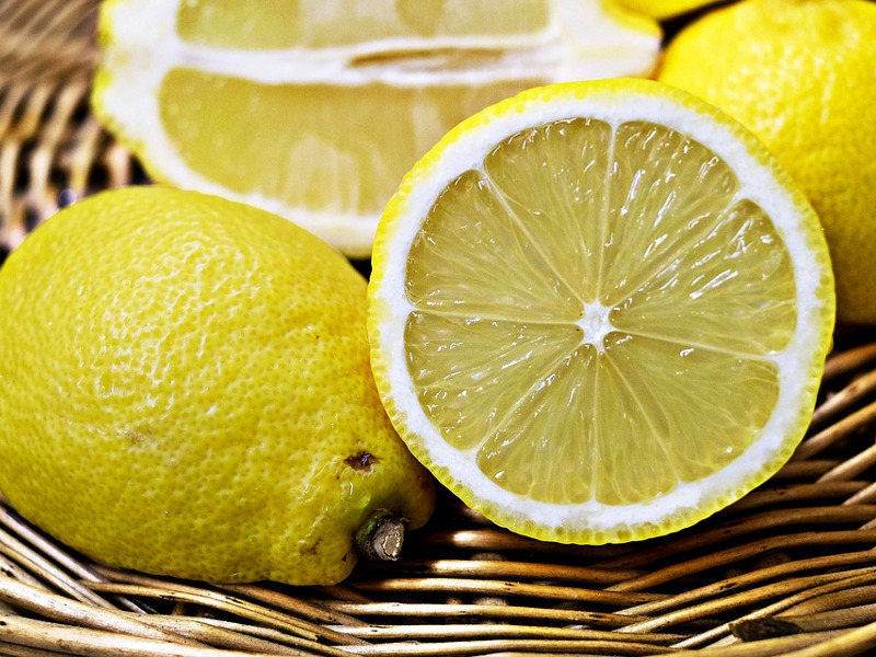 Usi alternativi del limone: una guida utile