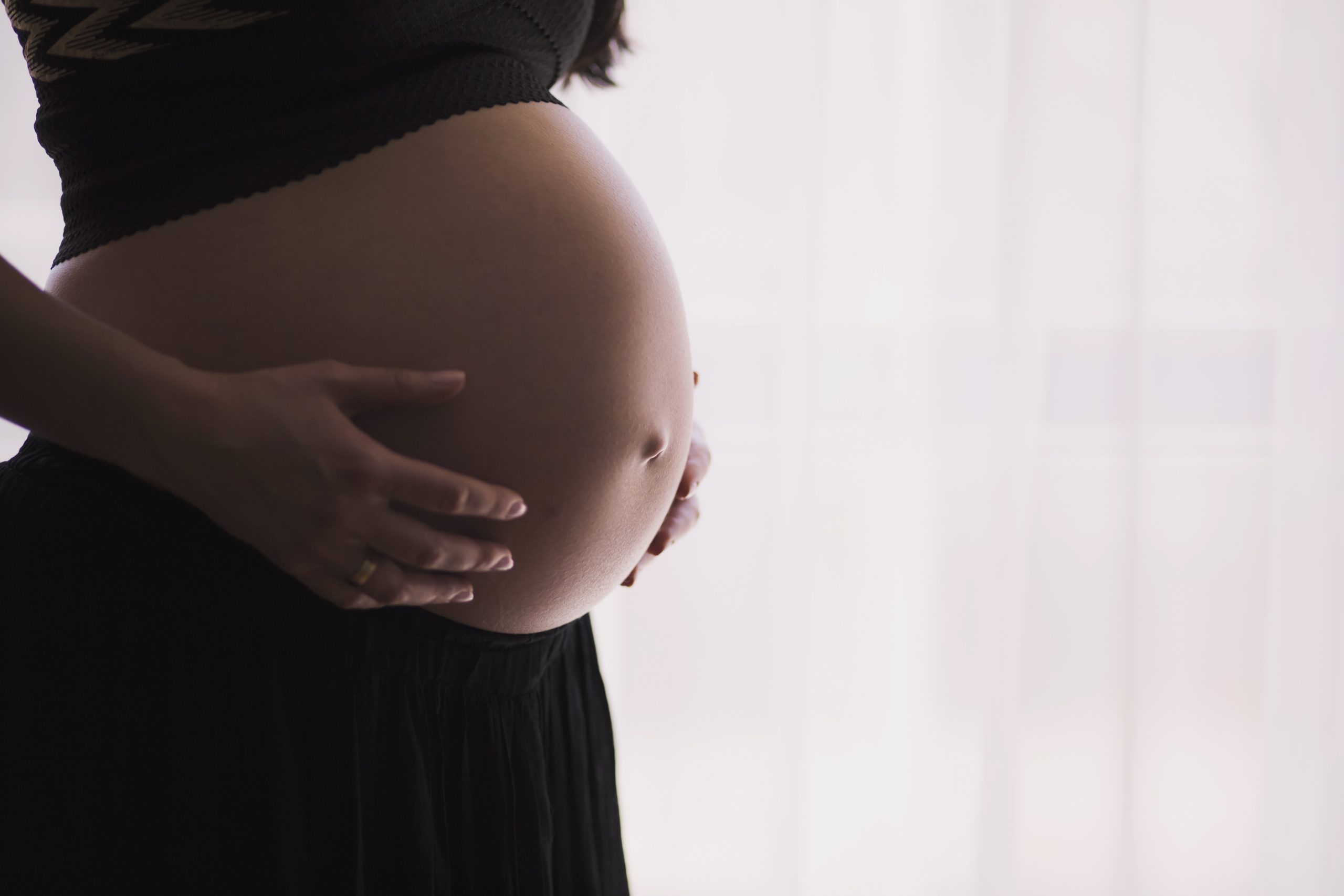Quinta malattia in gravidanza: sintomi, rischi e cosa fare
