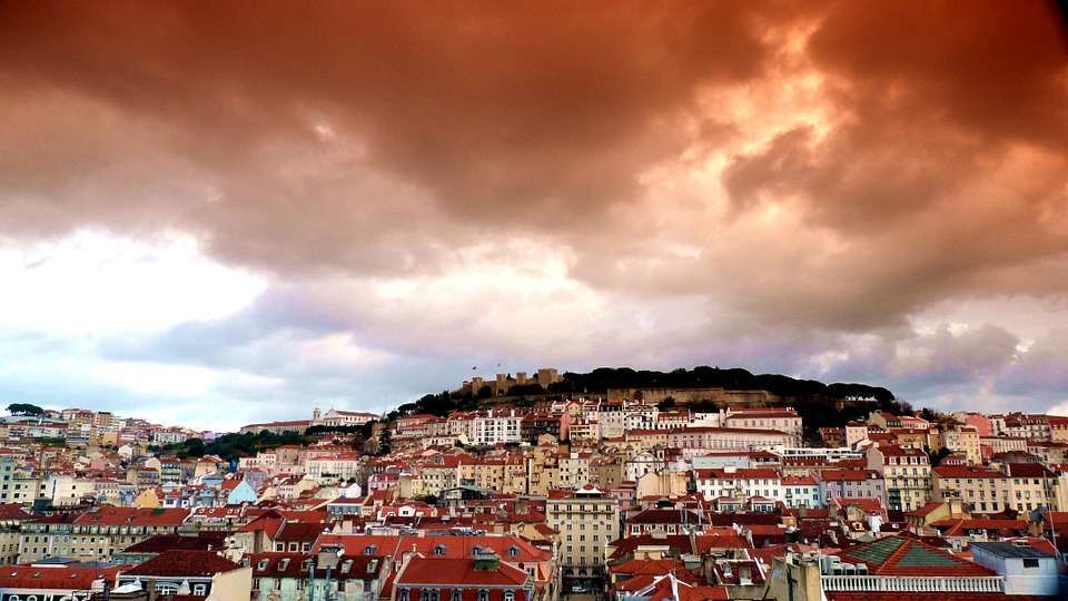 Cosa vedere in Portogallo: mete per vacanze dai 4 ai 10 giorni [FOTO]