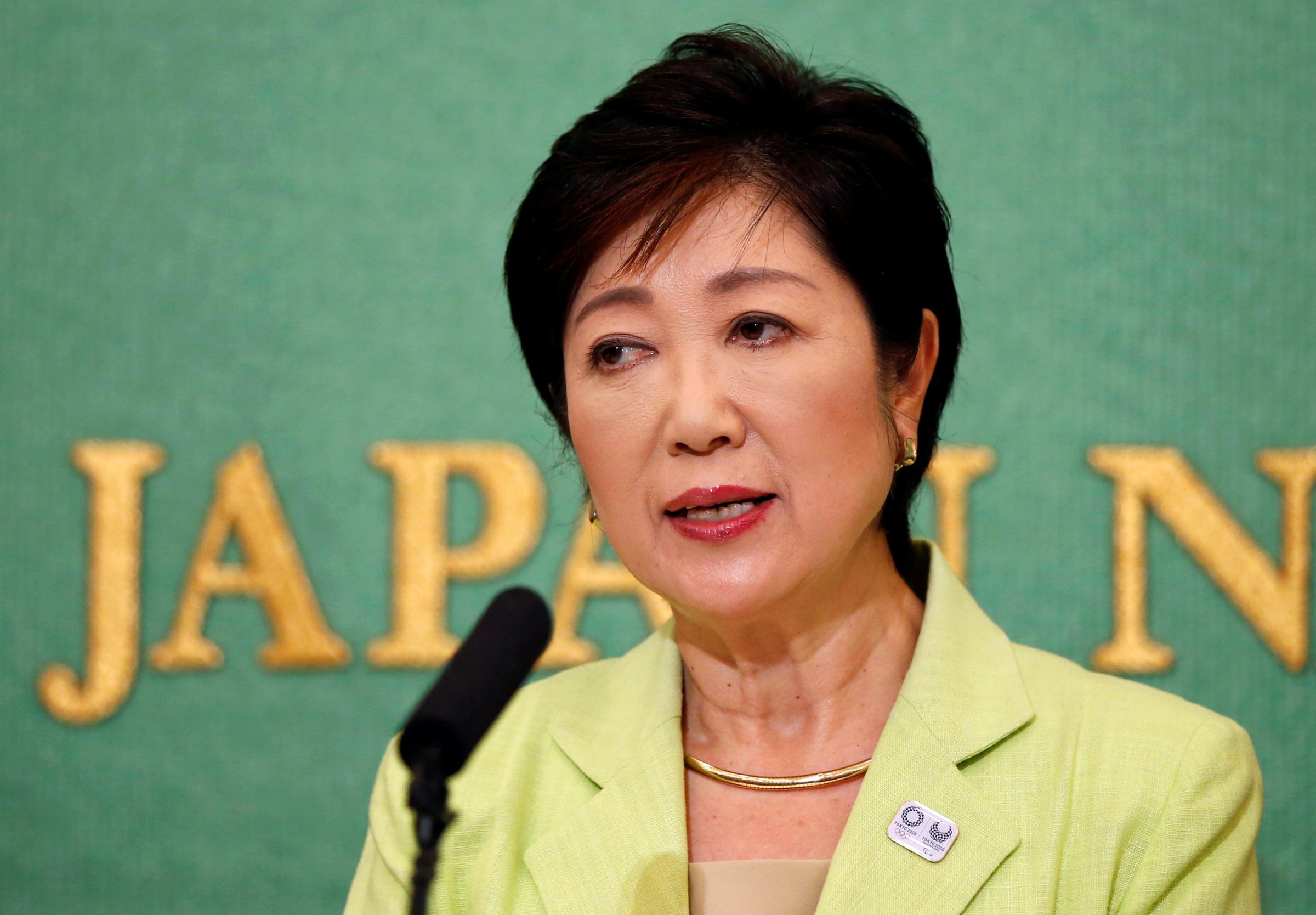 Tokyo, la conferenza stampa dei candidati governatori della regione
