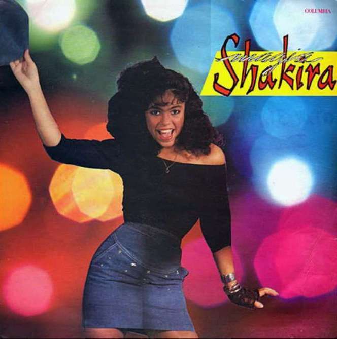 Shakira comera agli inizi della sua carriera