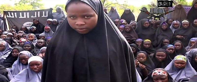 Nigeria, 21 studentesse rapite da Boko Haram tornano a casa [FOTO]