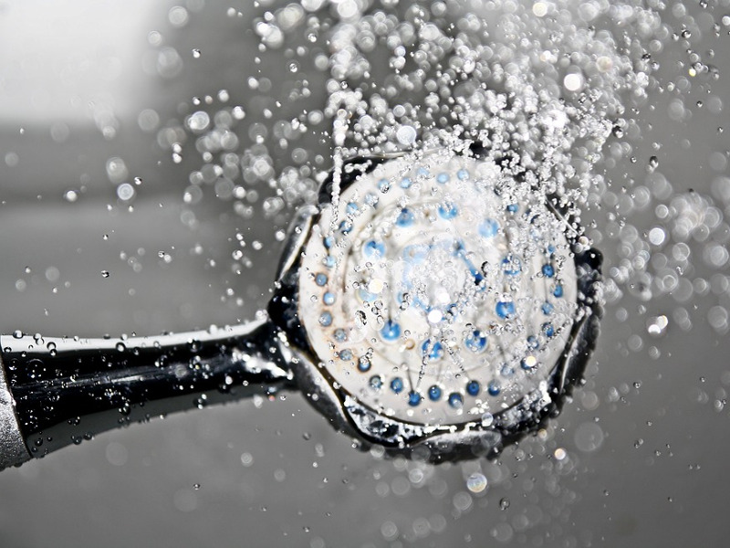 Come eliminare il cattivo odore dalla doccia