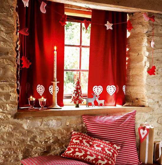 Come decorare le finestre a Natale [FOTO]