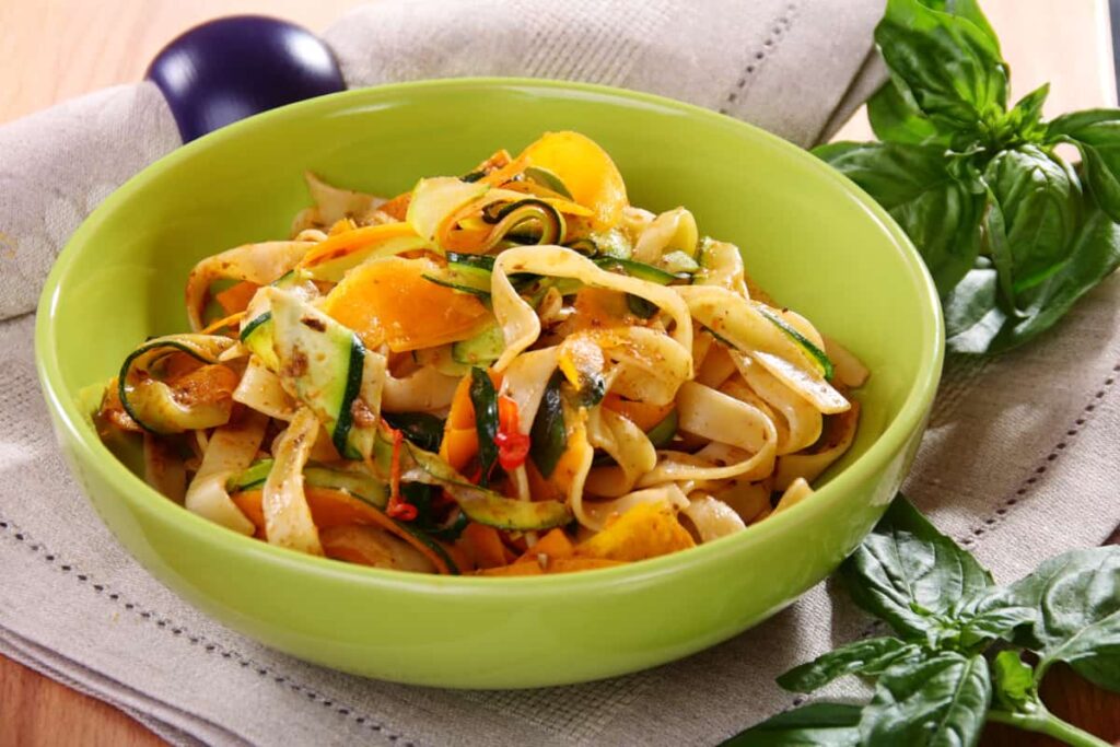 fettuccine con verdure