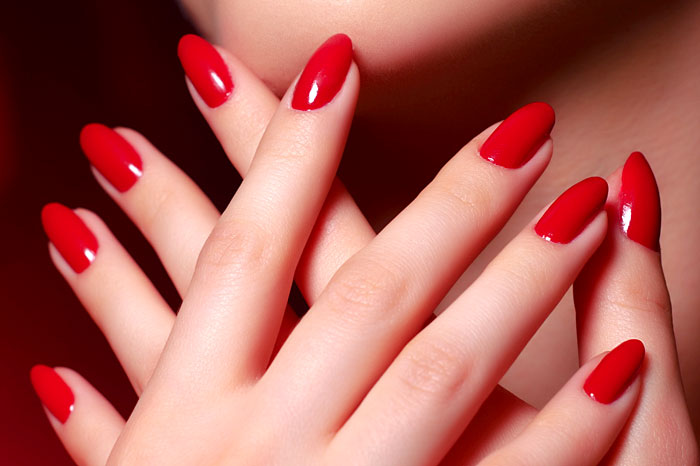 Quale smalto rosso fa per te