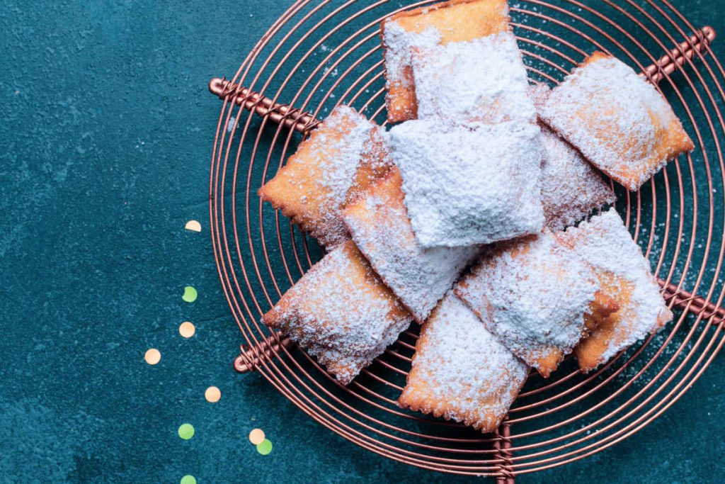 ravioli dolci di carnevale fritti