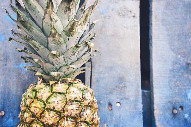 Dieta dell’ananas: menù e consigli per perdere peso e depurarsi