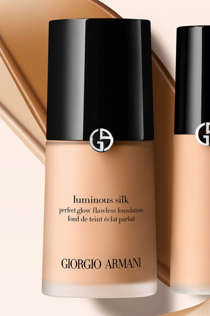 Fondotinta Armani Beauty Luminous Silk