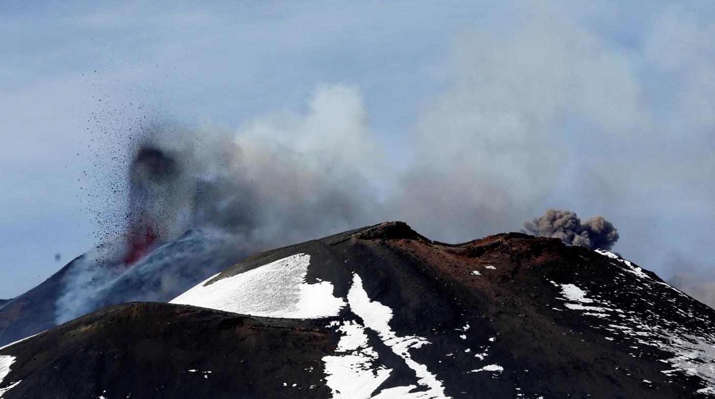 esplosione sull' Etna