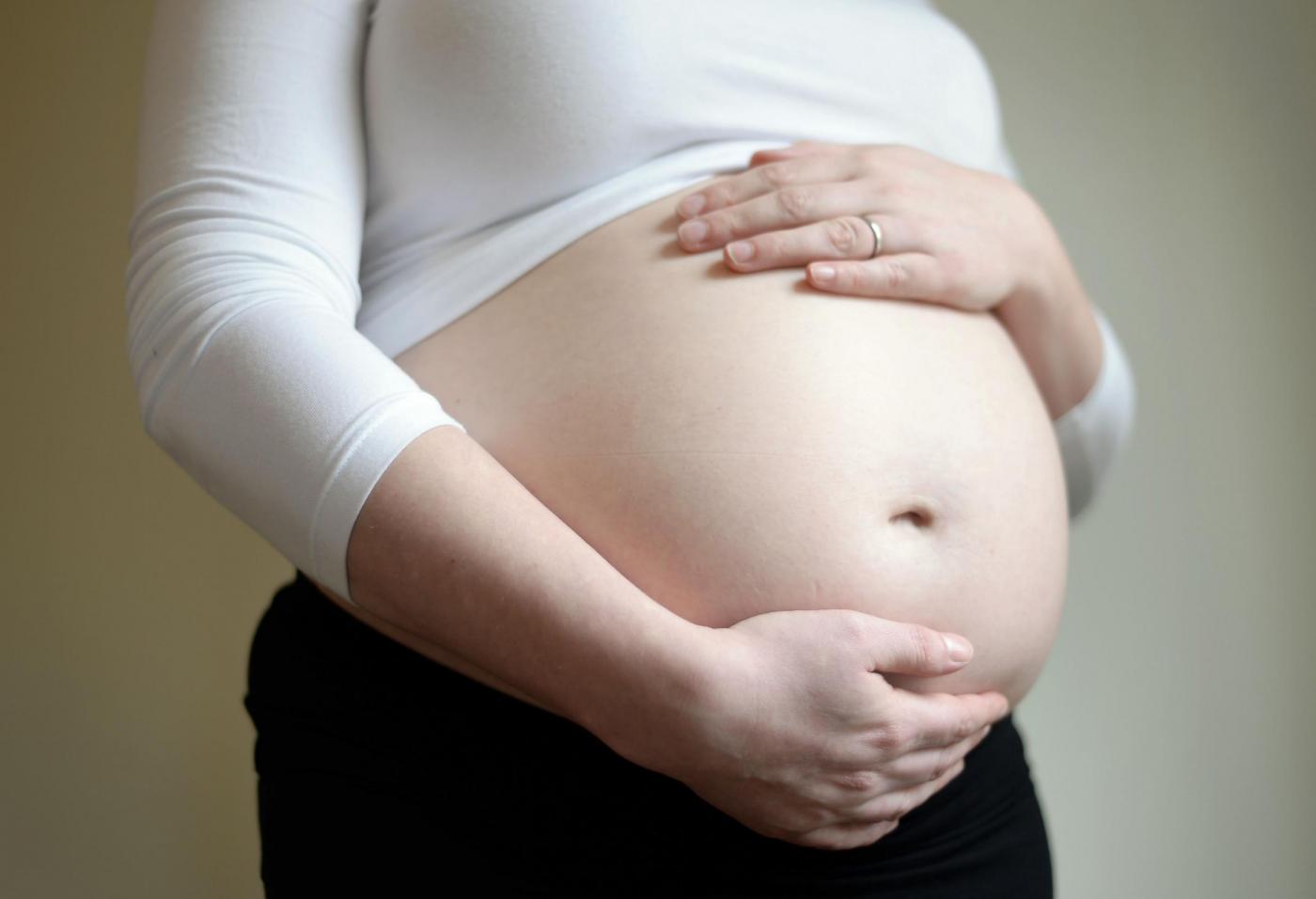 Gravidanza, allergia al feto: caso gravissimo in Australia