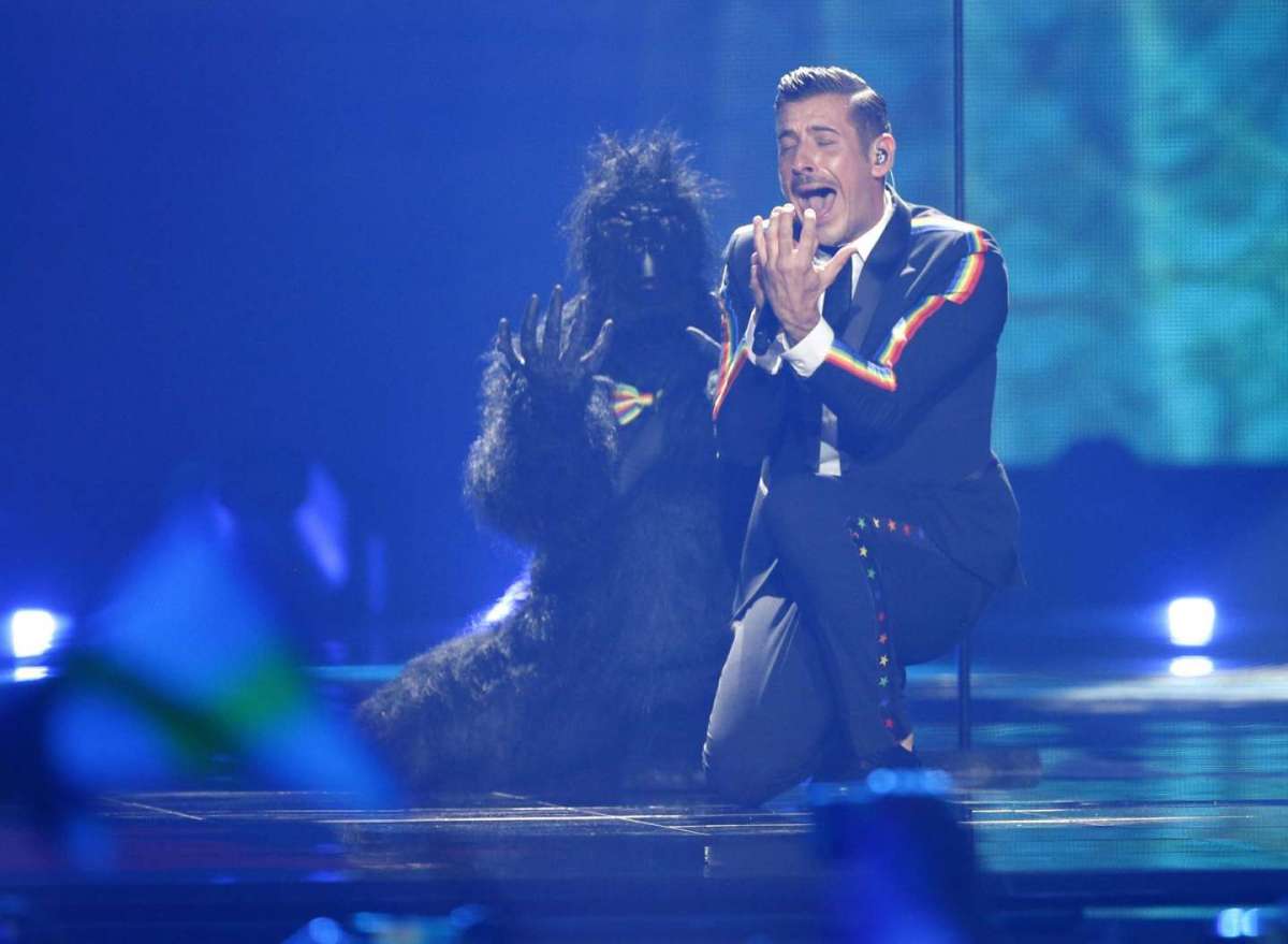 Francesco Gabbani ubriaco sul palco dell’Eurovision?