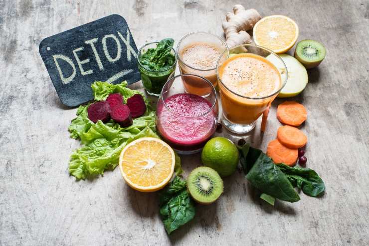 ingredienti vari per frullato detox