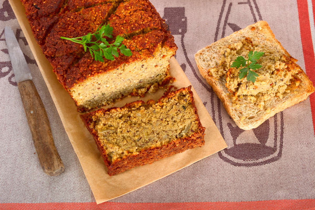 Polpettone vegetariano con melanzane e verdure