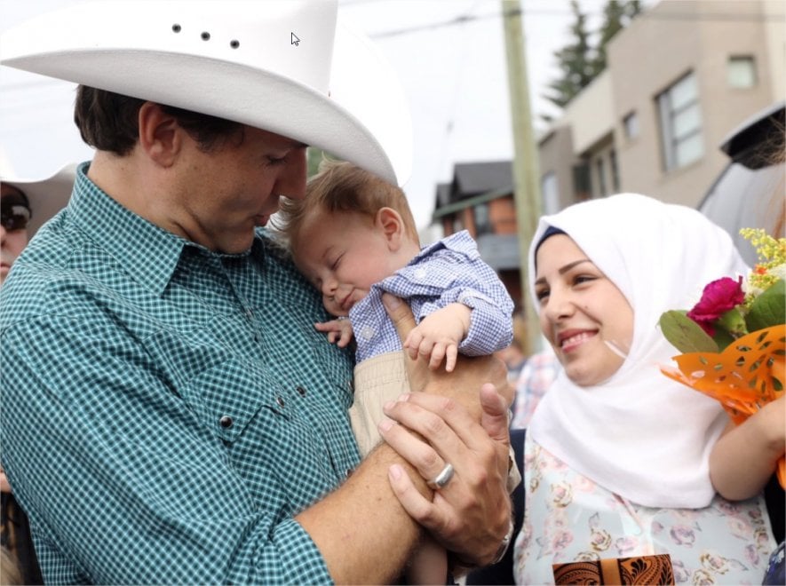 Justin Trudeau incontra il suo omonimo: è un bambino figlio di rifugiati siriani