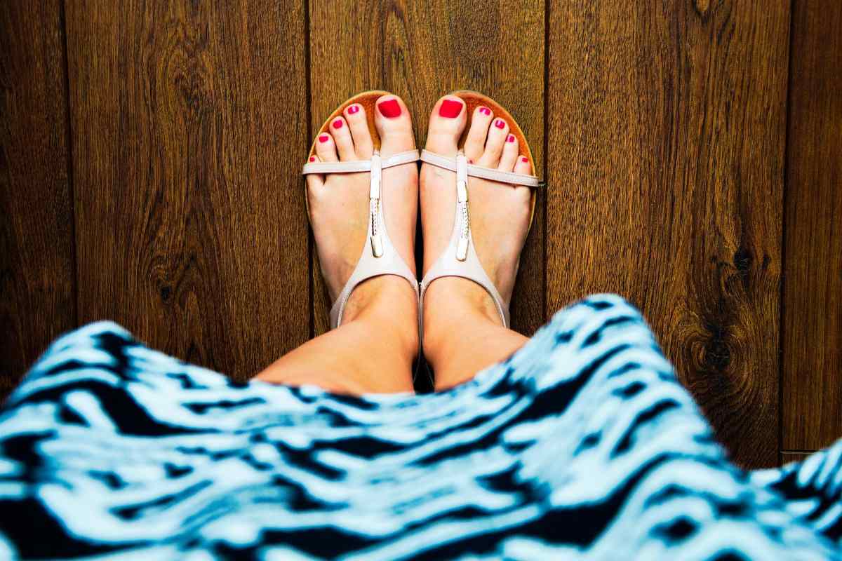 Sandali bassi per l’estate: i modelli più belli da sfoggiare