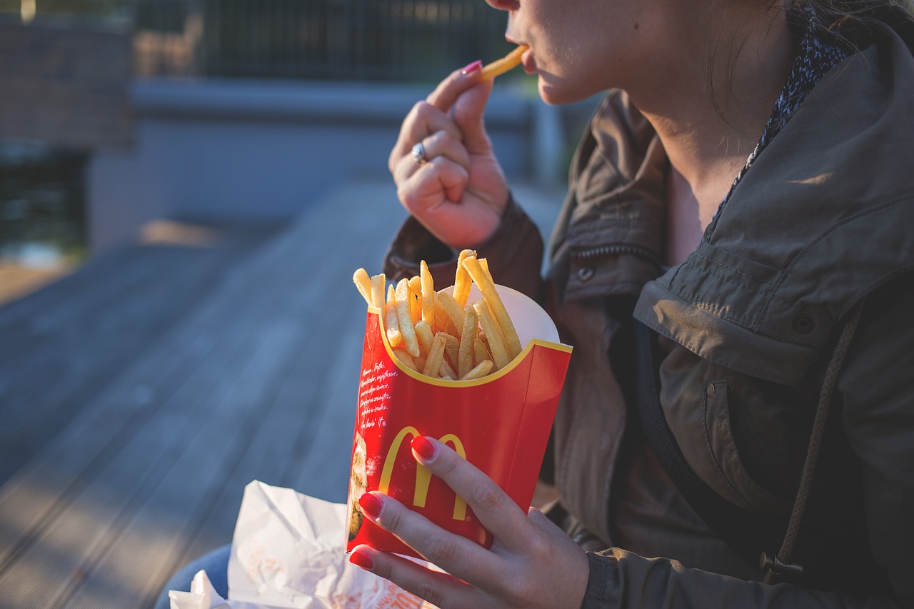 Cos’è il binge eating?