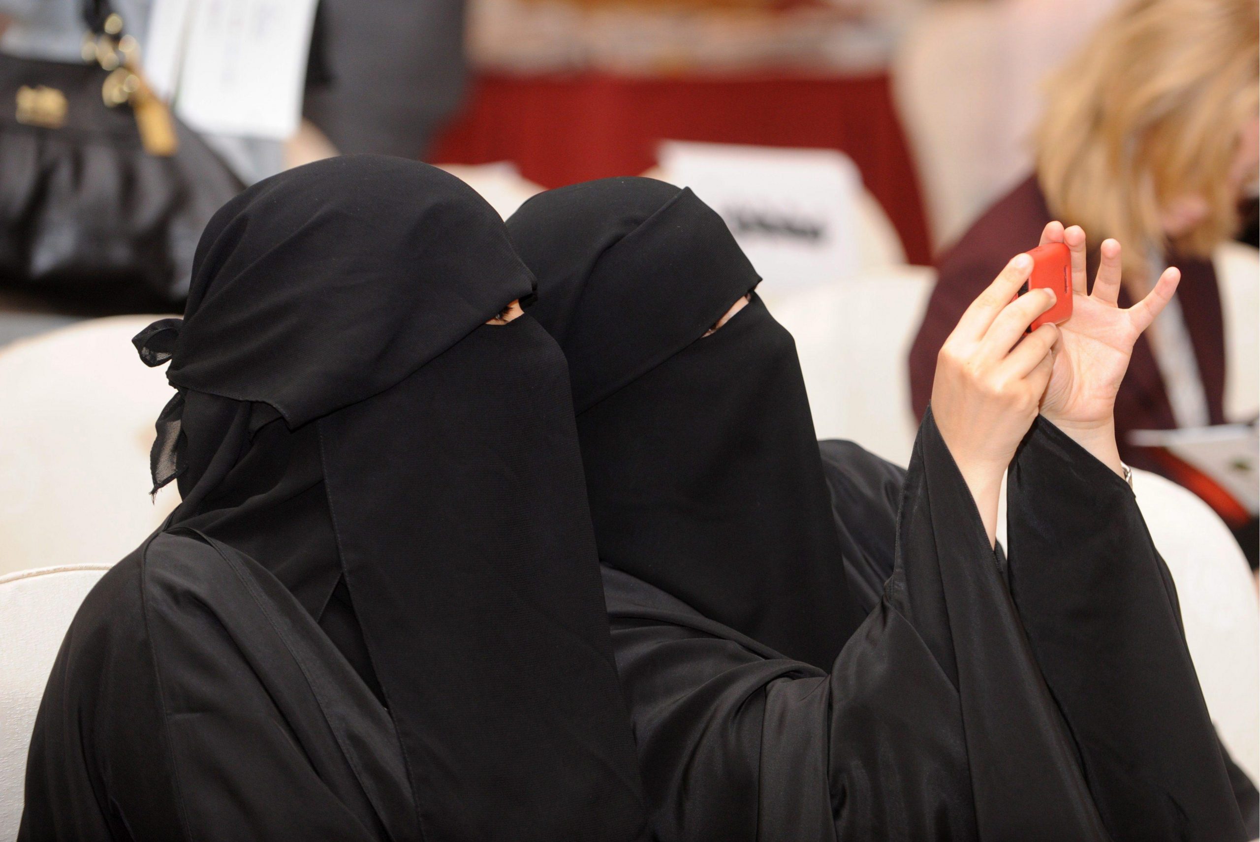 Arabia Saudita, i diritti fondamentali non esistono: tutto quello che una donna non può fare