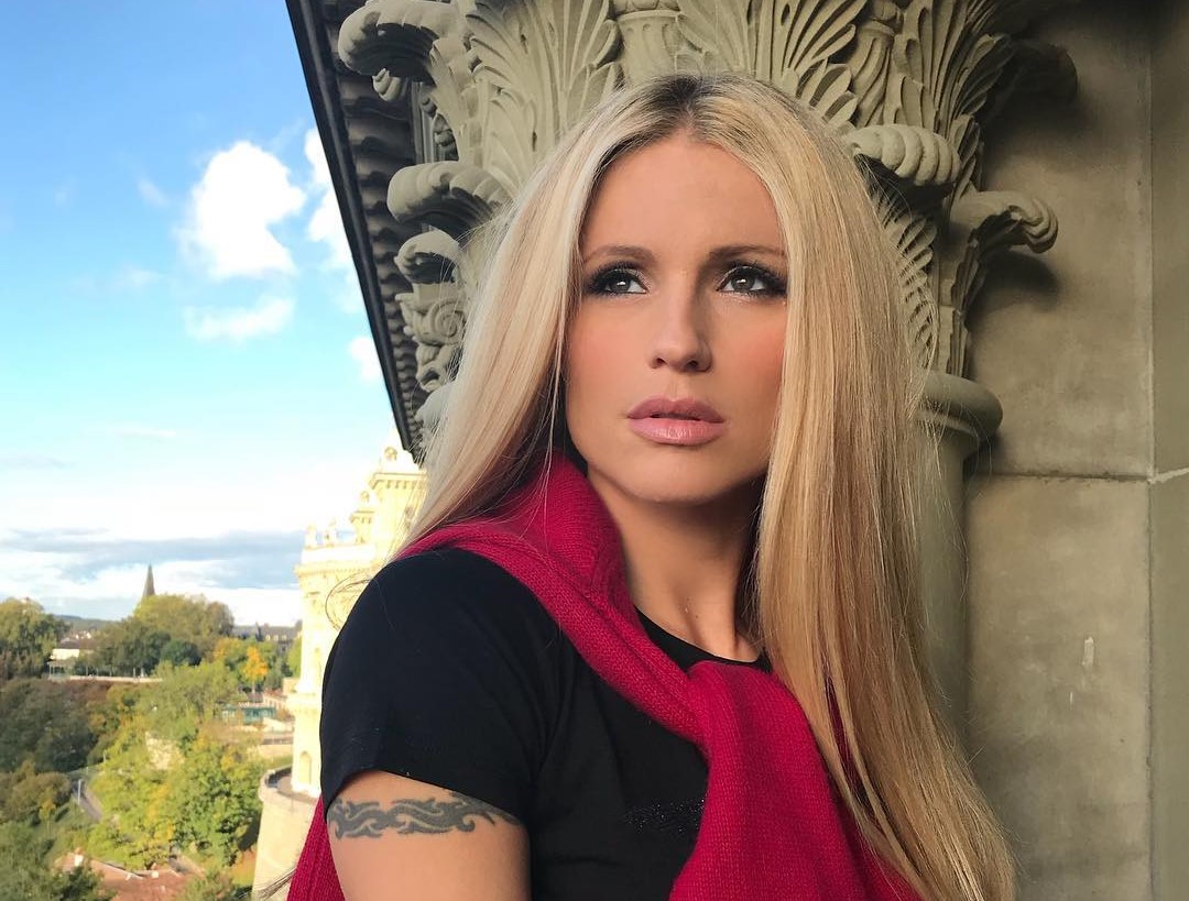 Michelle Hunziker confessa: Per cinque anni prigioniera di una setta