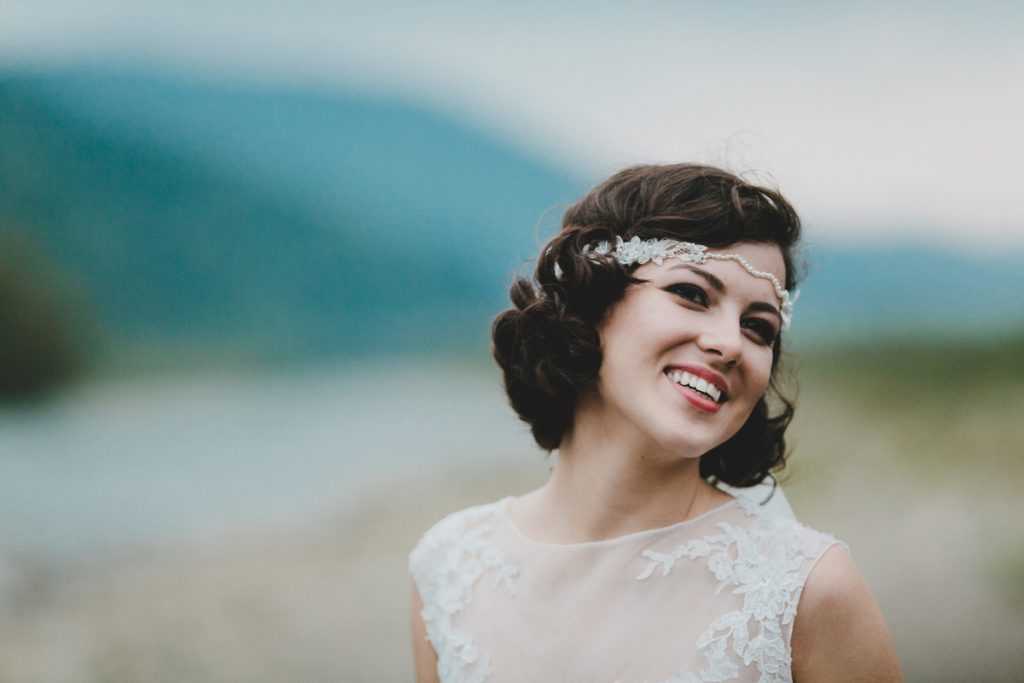 sposa con capelli ricci