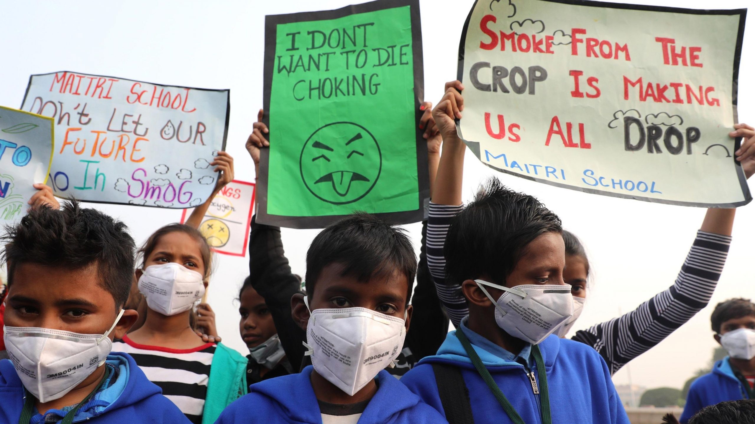 Unicef, allarme inquinamento: 17 milioni di bambini respirano aria tossica