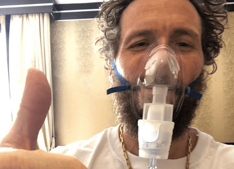 Jovanotti salta il concerto di Bologna: edema alle corde vocali