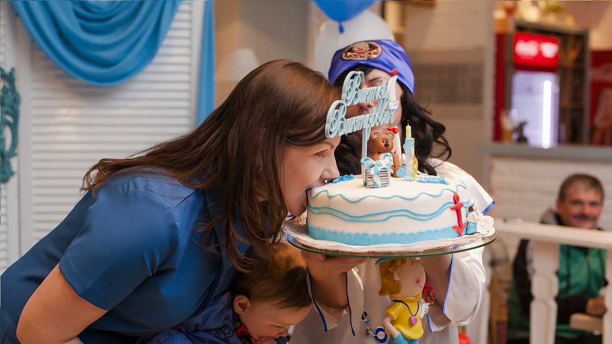 Modena, bimbo autistico organizza una festa di compleanno ma nessuno si presenta. Lo invita il Kids festival