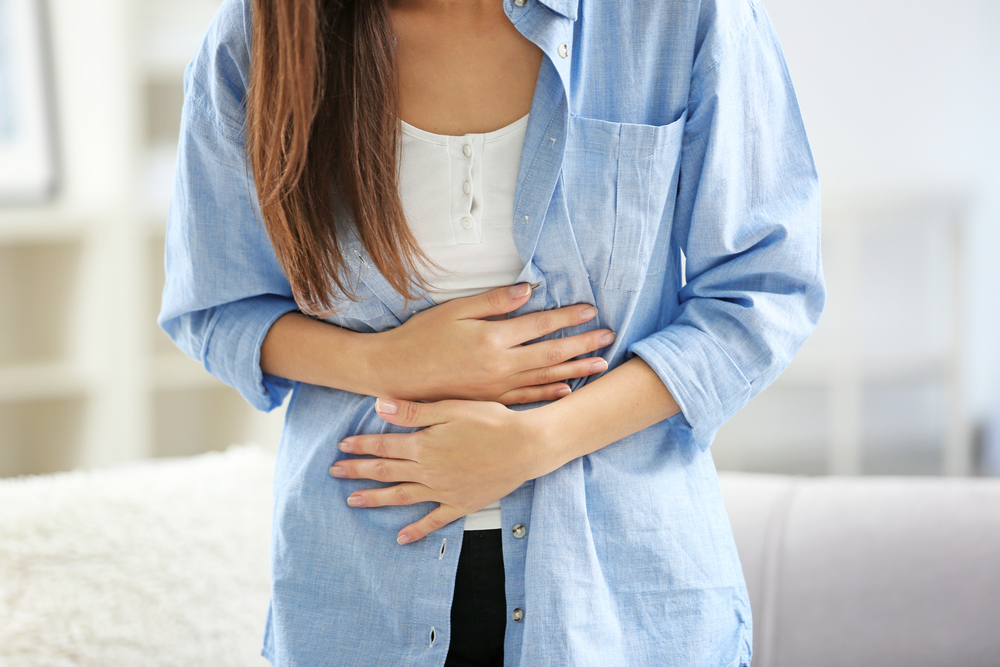 Endometriosi intestinale: sintomi, alimentazione e cure naturali