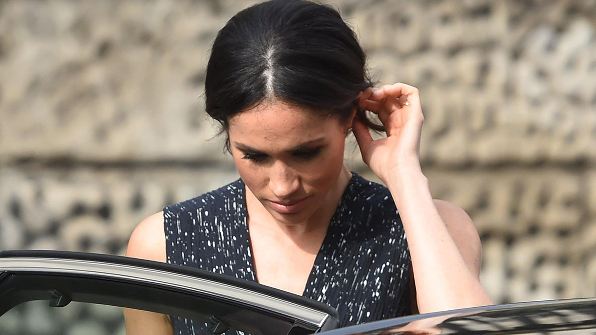 Meghan Markle sempre più sola: anche la sua tutor si dimette