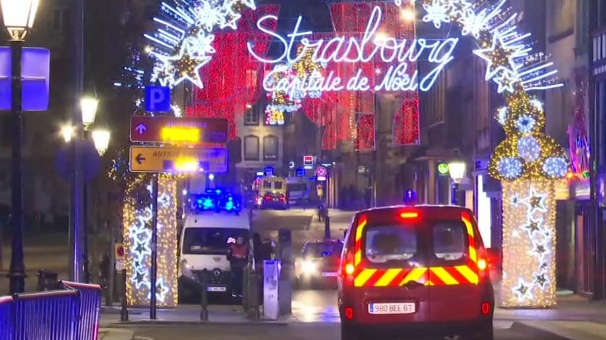 Strasburgo, attentato al mercatino di Natale: morti e feriti, gli interrogativi dopo la strage