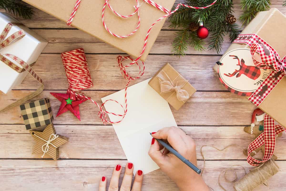 Frasi per gli auguri di Natale 2022: le migliori dediche di Buon Natale