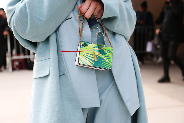 prada rossa aftershave