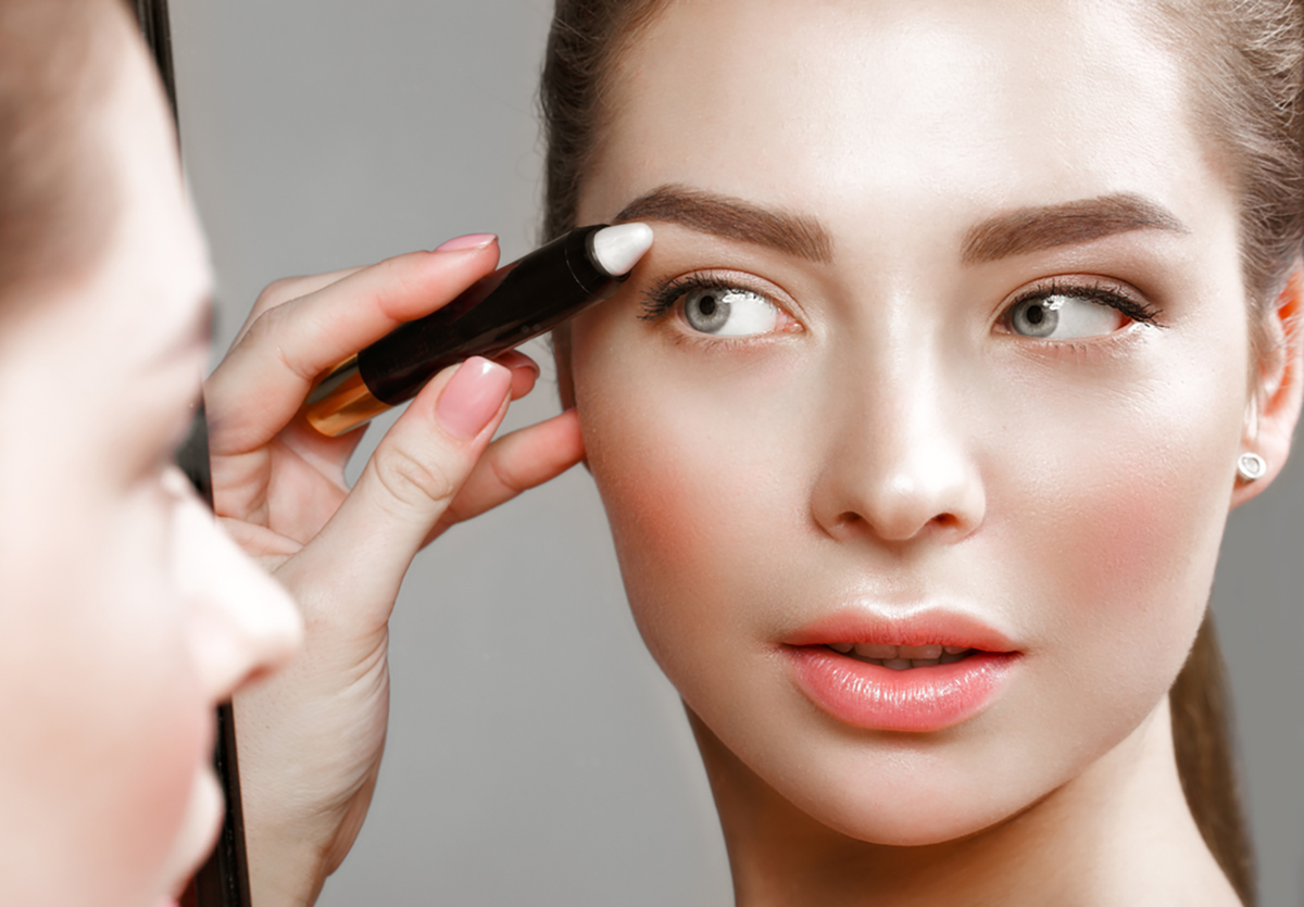Make up nude