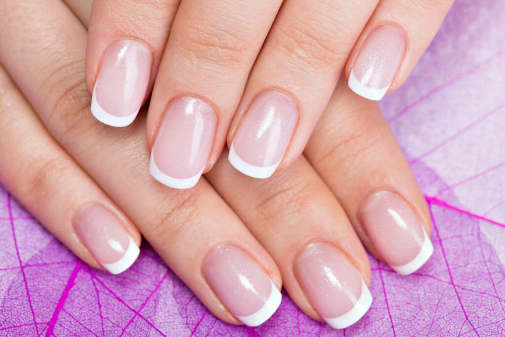 French Manicure semipermanente