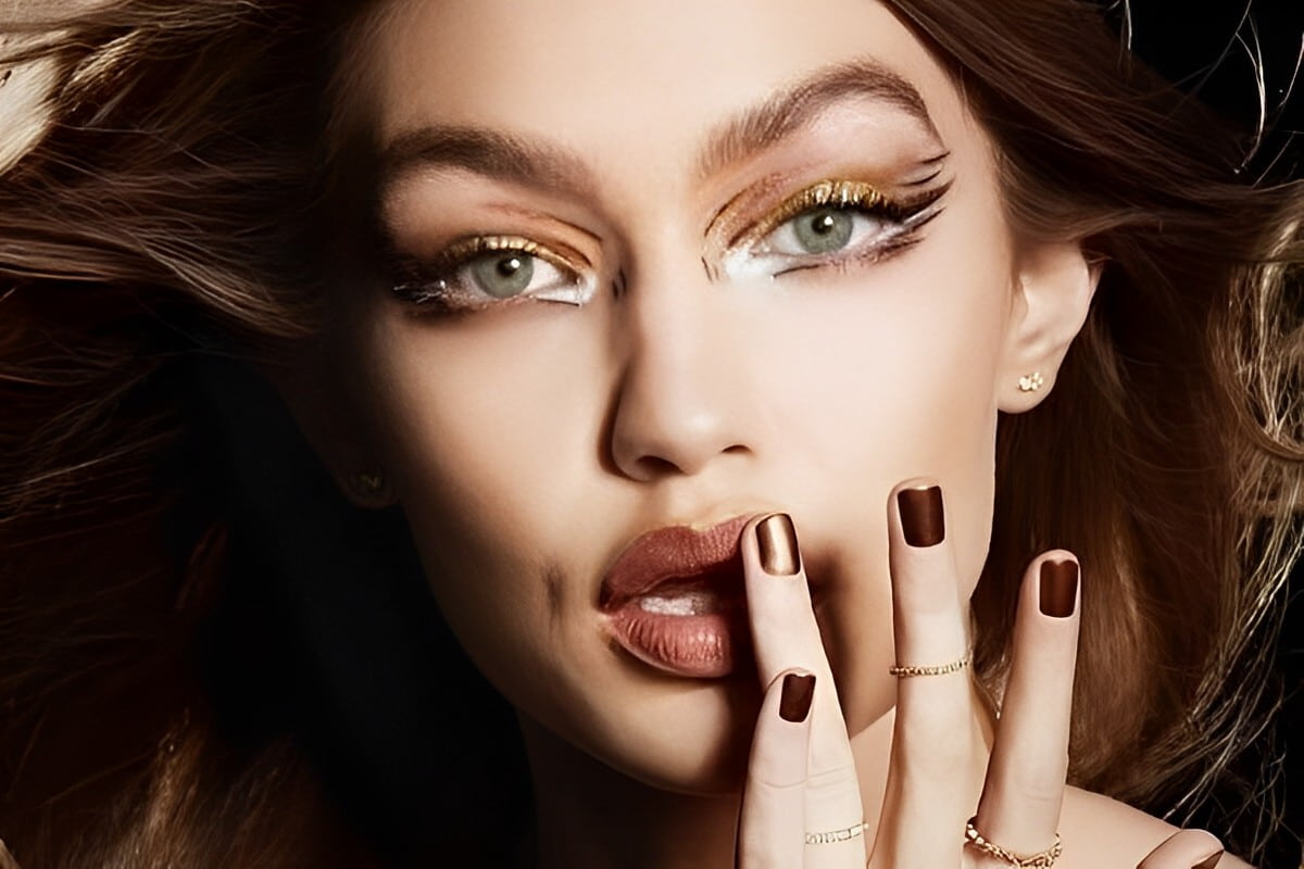 Unghie per Capodanno: Beauty Inspo per le Nail Art più brillanti di sempre