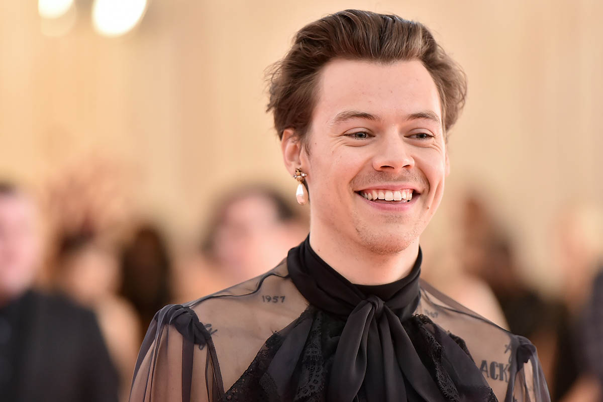 Harry Styles, 27 anni di stile ed eleganza