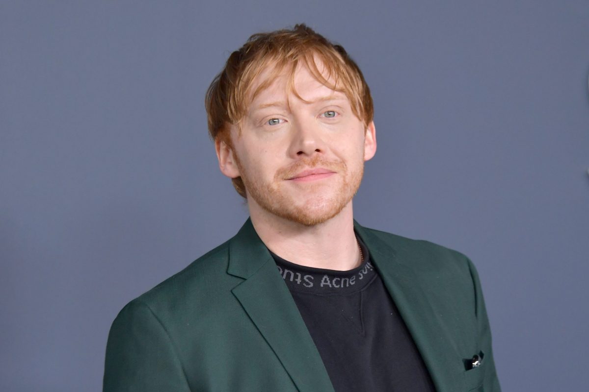 Rupert Grint, il Ron Weasley di “Harry Potter”, debutta su Instagram in compagnia della figlia Wednesday