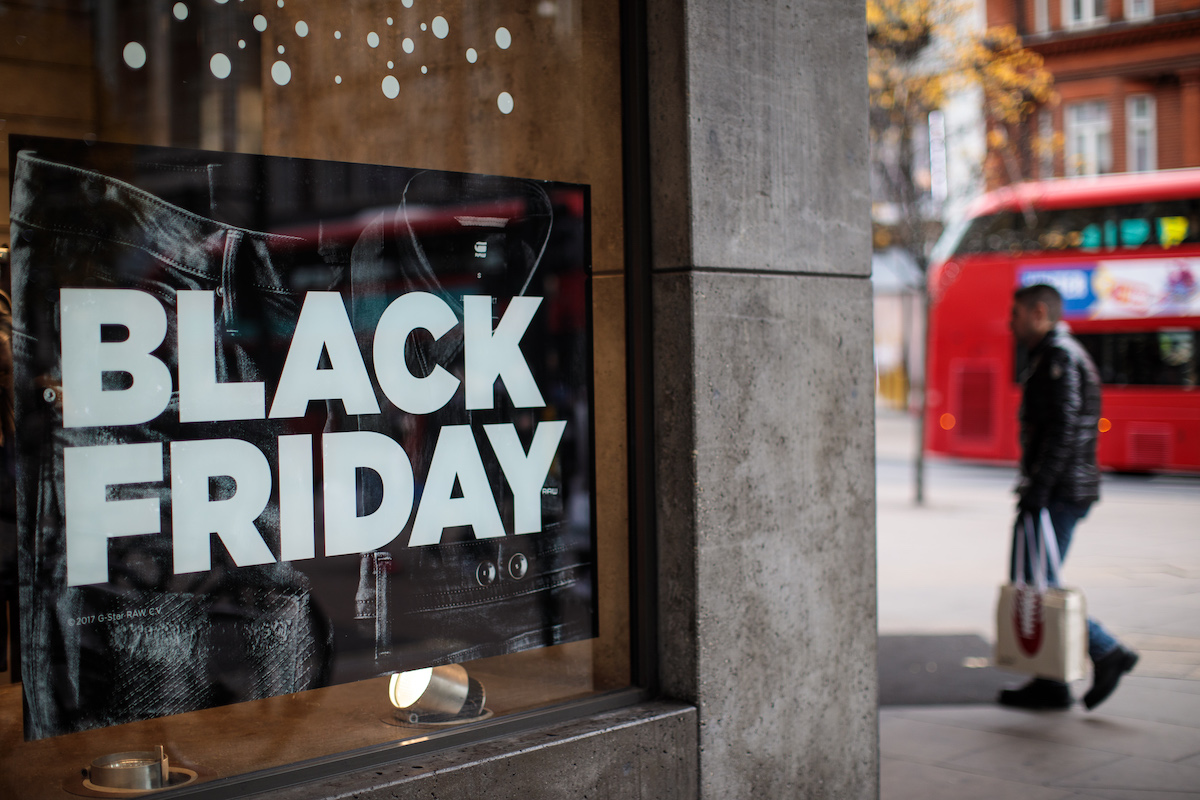 Black Friday: dove acquistare i migliori capi sportivi