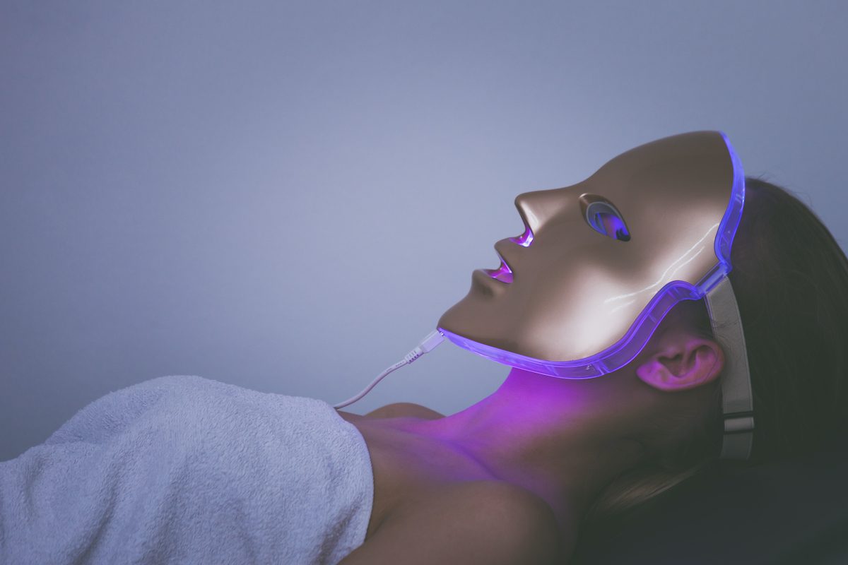 Facciamo luce sulla maschera LED per la skincare