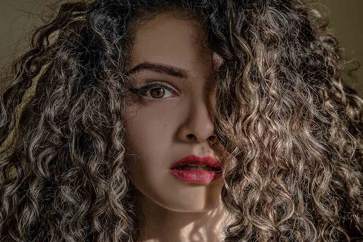 7 consigli per capelli ricci davvero perfetti