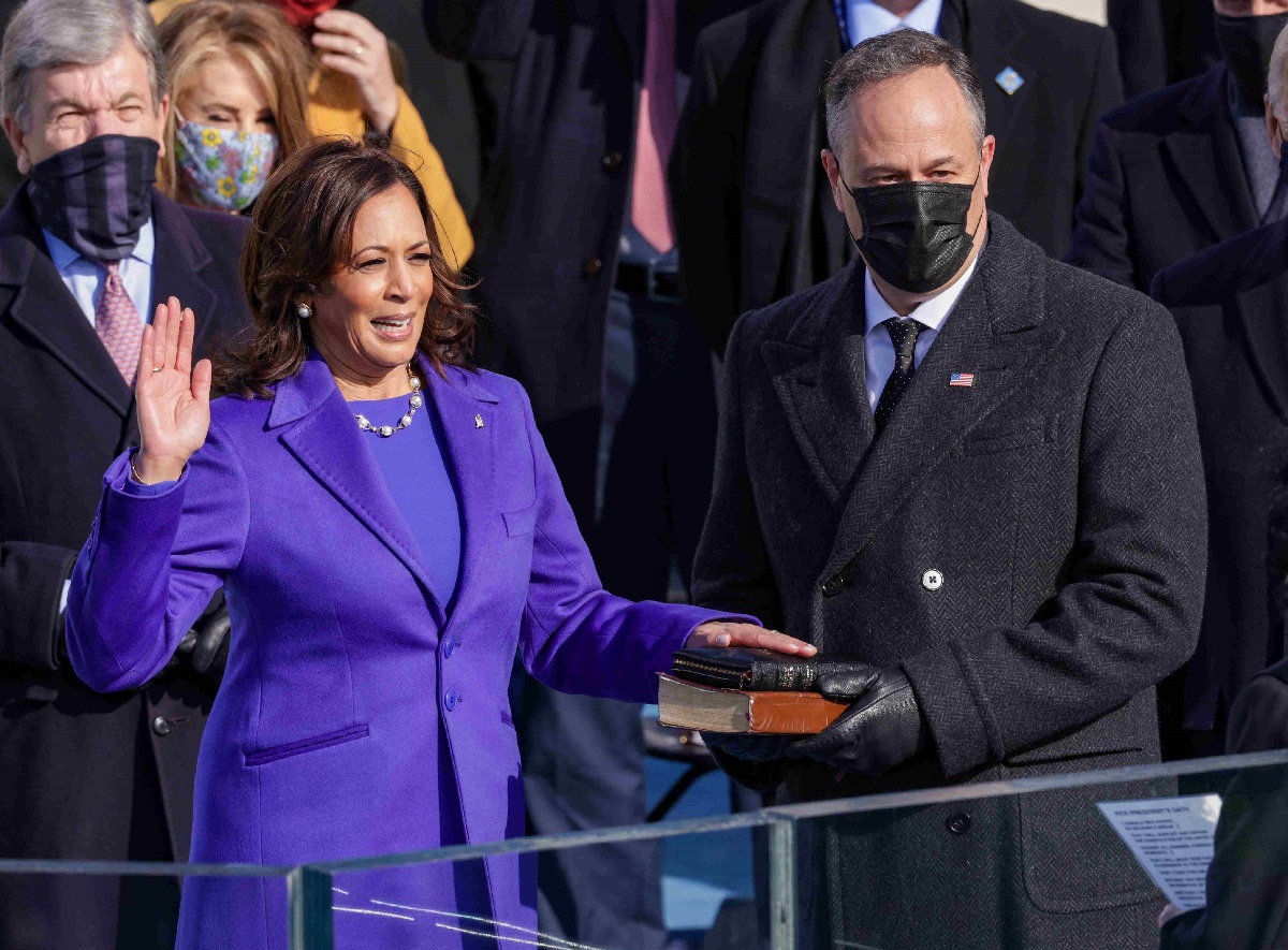 Kamala Harris: il cambiamento passa anche attraverso i suoi look