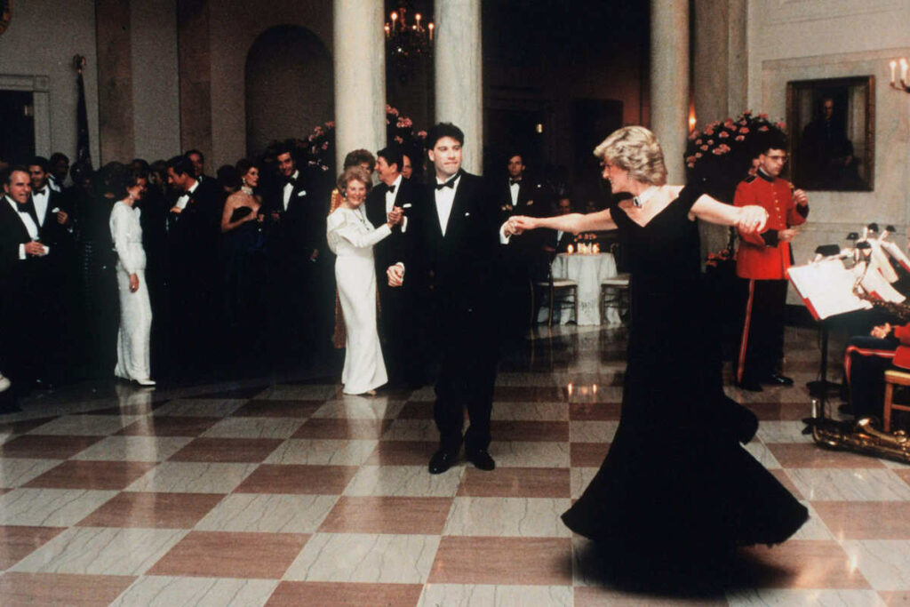 Principessa Diana Casa Bianca John Travolta ballo abito nero