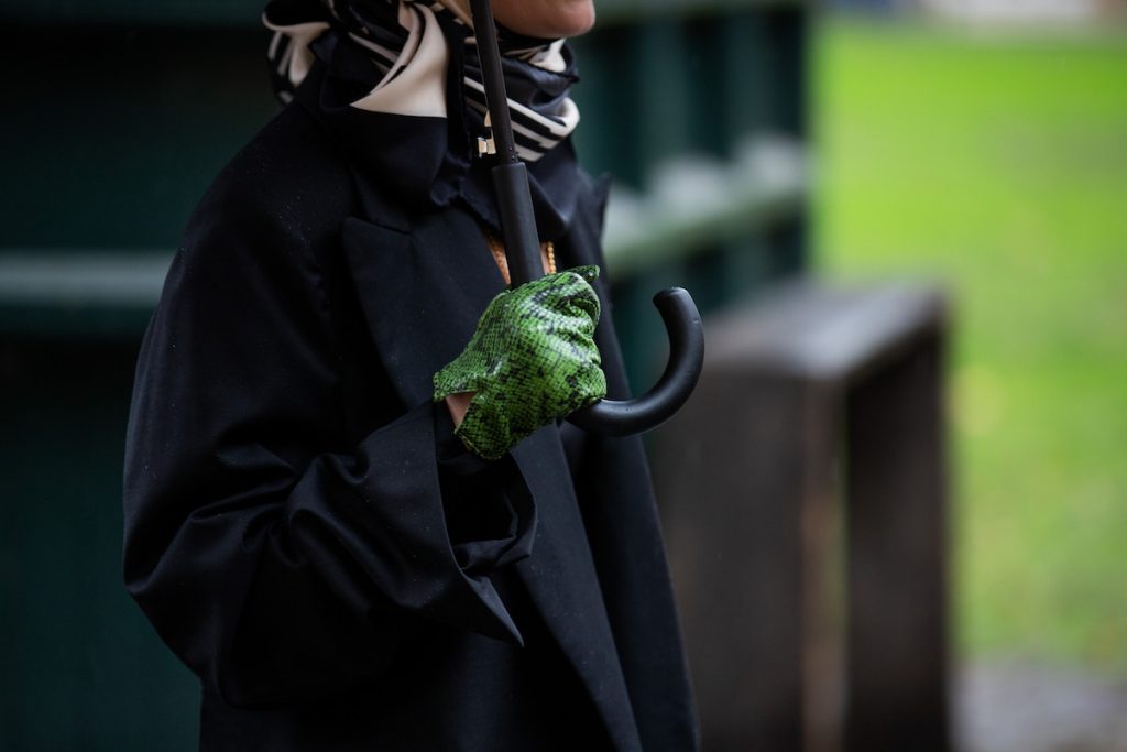 guanti pitone verde trench nero