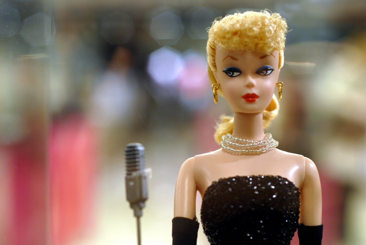 Buon compleanno Barbie: 62 anni di stile ed eleganza