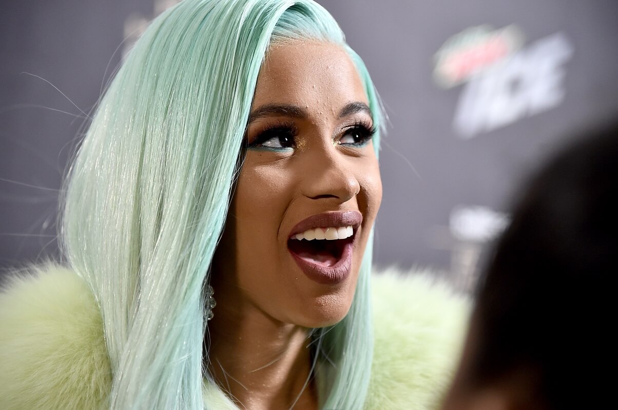 Cardi B senza makeup: non ho paura di mostrarmi come sono